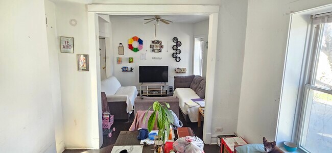 Photo - 3858 N St Louis Ave Unit 2