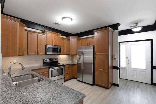 Photo - 5006 Waterloo Ave