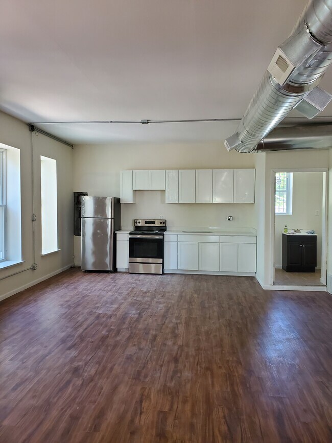 Photo - 4801 S Ashland Ave Unit #2