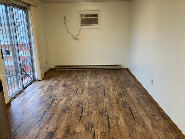 Photo - 110 E Longfellow Ave Unidad 110