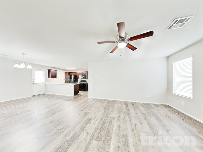 Photo - 8525 Amistad Cove