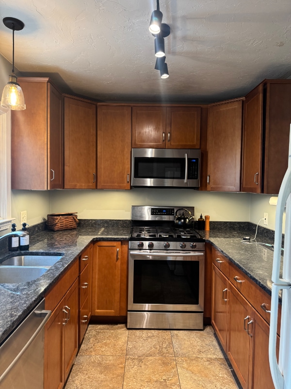 Photo - 62 Freetown Rd Unit Apt 4