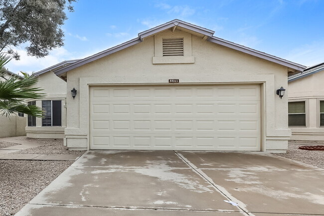 Building Photo - 8841 W Villa Rita Dr