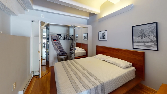 Photo - 12 Stoneholm St Unidad 511