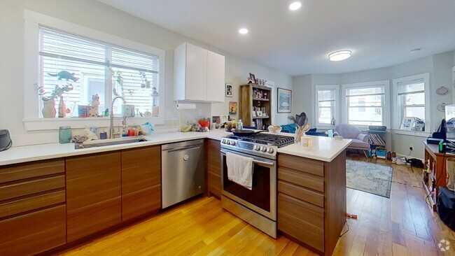 Building Photo - 165 Boylston St Rental