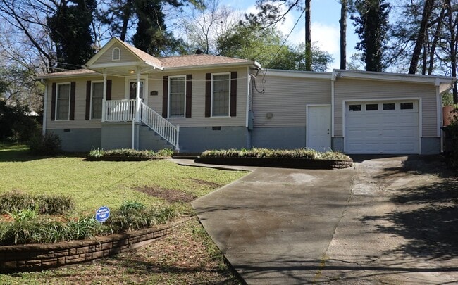 Building Photo - 116 Woodland Ct