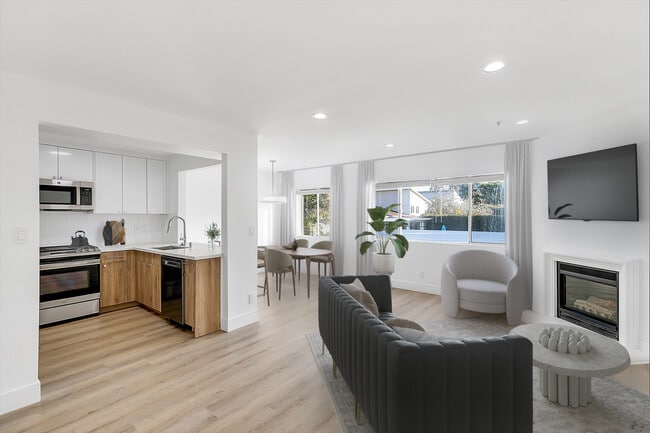 Photo - 16100 W Sunset Blvd Apartments