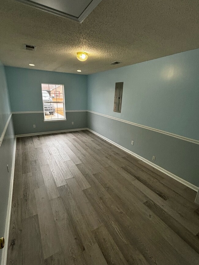 Photo - 728 Timber Ridge Trail