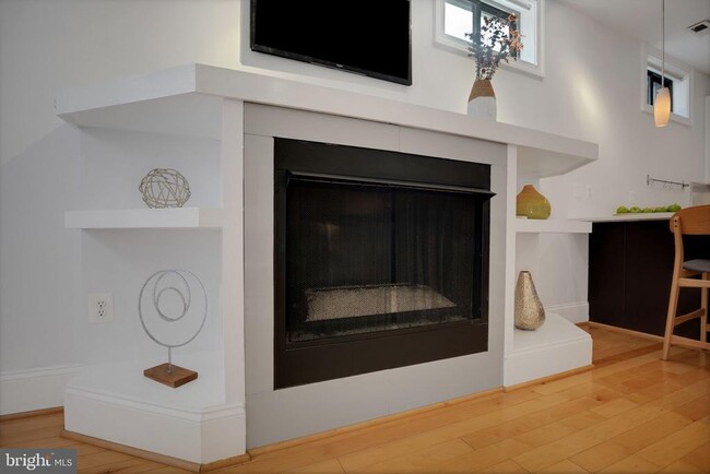 Photo - 2106 10th St NW Unit 1