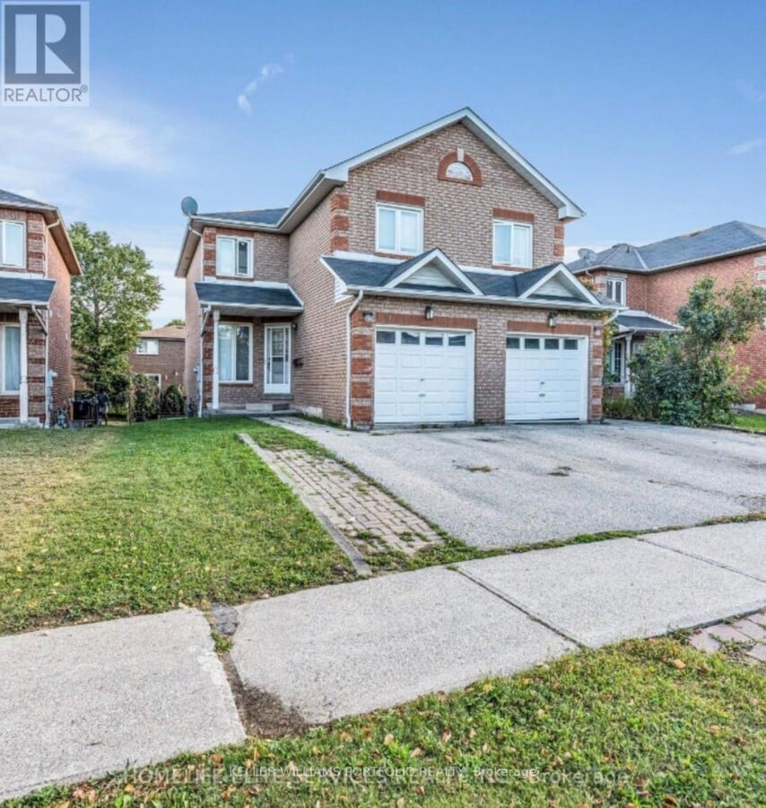 Photo - 9 Lenthall Ave