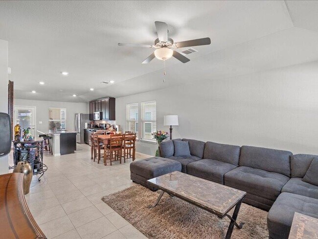 Photo - 200 Grapefruit Rd