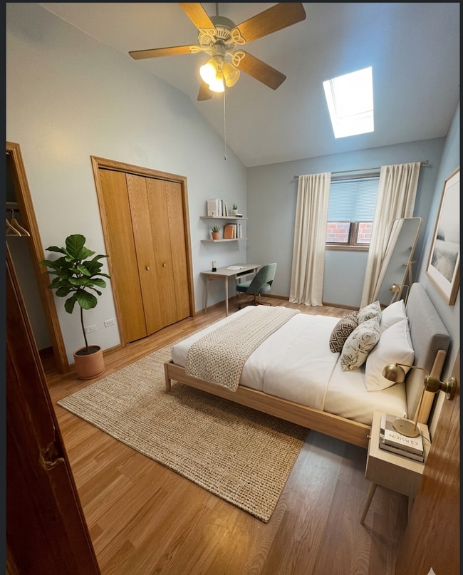 Photo - 2431 W Lexington St Unidad Top Floor