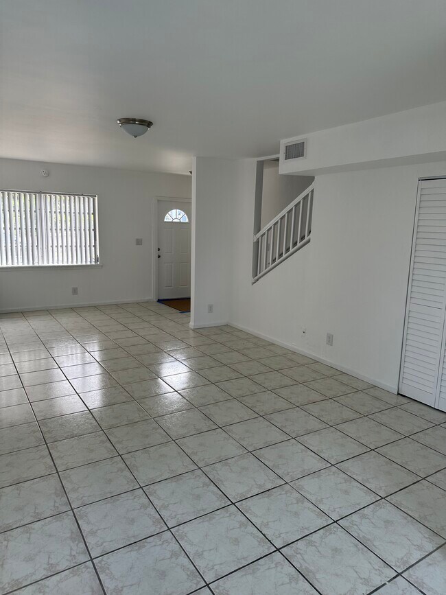 Photo - Vista Townhomes