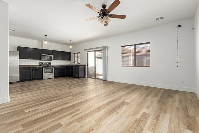 Photo - 7007 W Mercer Ln