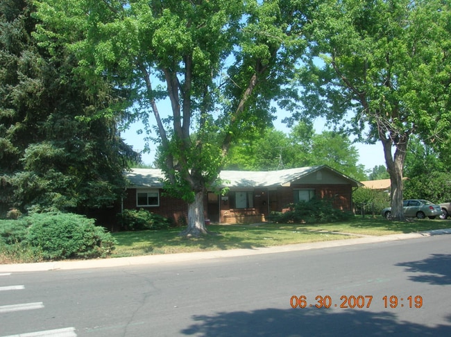 Photo - 1207 Castlerock Dr