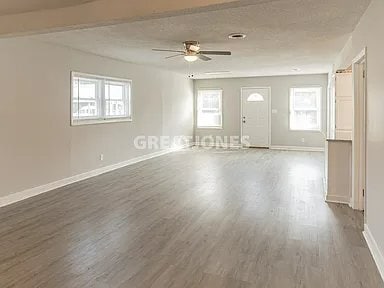 Photo - 2028 Shirley Ave