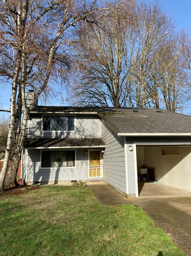 Photo - 2863 Applewood Ln