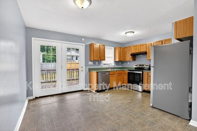 Photo - 1608 Mcpherson St