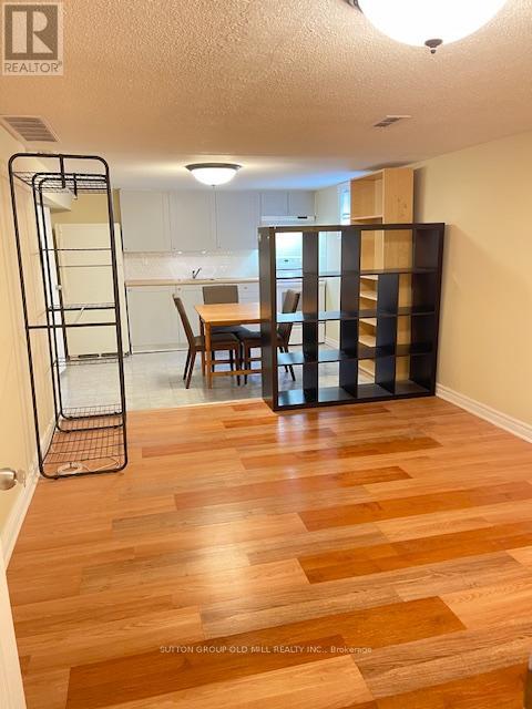 Photo - 58 Allenby Ave