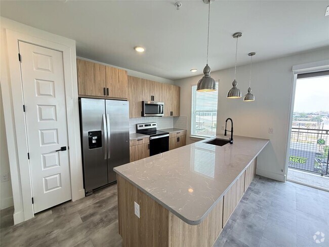 Building Photo - 2520 Washington Ave Unit 456 Rental