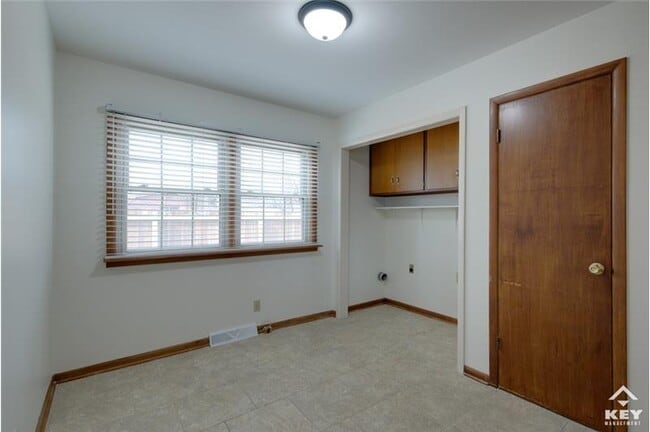 Photo - 6402 E 11th St N