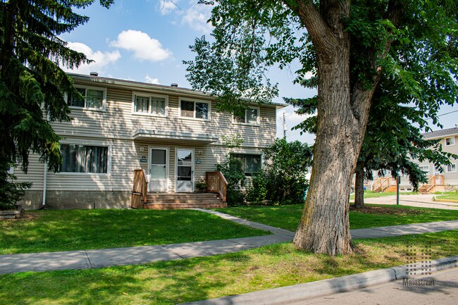 Photo - Wedgewood Townhomes