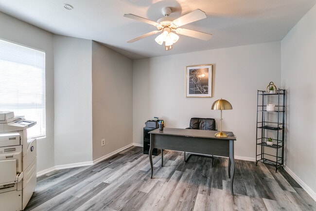 B2 Bedroom