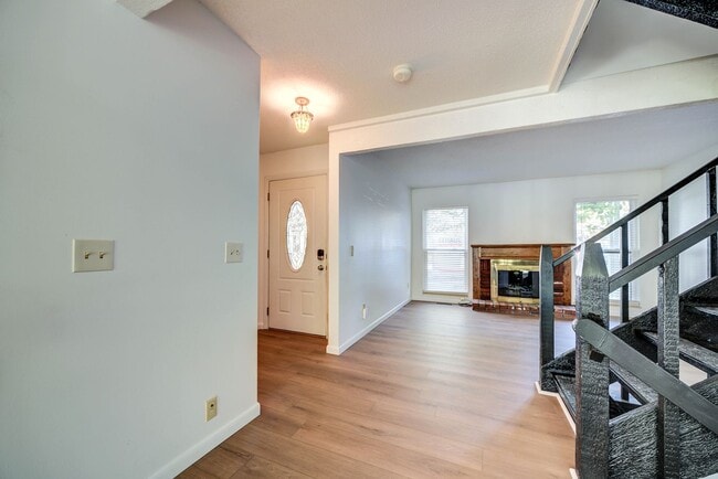 Photo - Live the Lake Lifestyle! 3-bedroom, 1.5-ba...