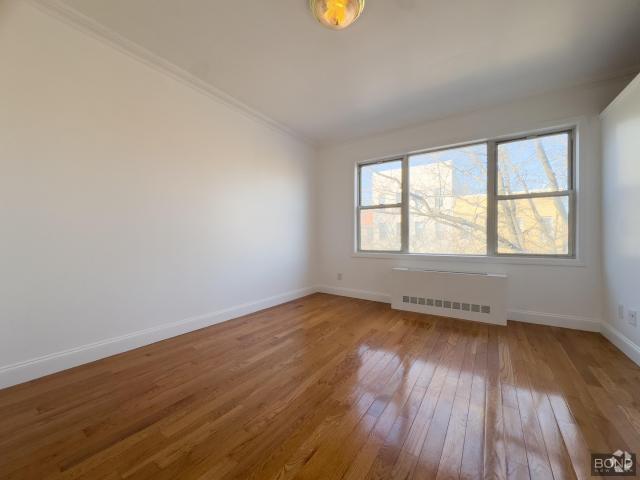 Building Photo - 3 bedroom in Brooklyn NY 11222 Unit 3 Rental