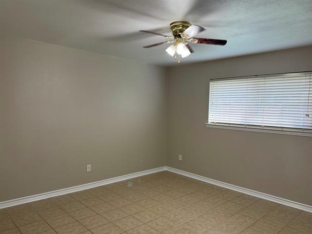 Photo - 1612 Villanova Dr