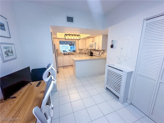 Photo - 4240 Lake Forest Dr Unit 413