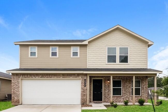 Building Photo - 15754 Del Norte Dr