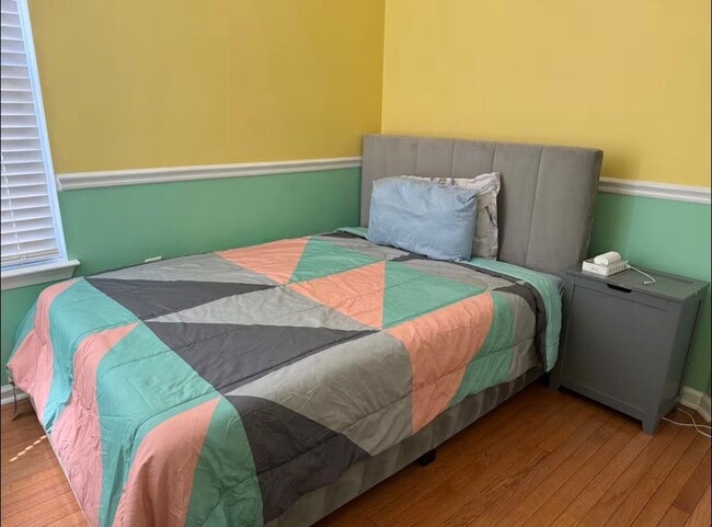 Photo - 11104 Rhodenda Ave