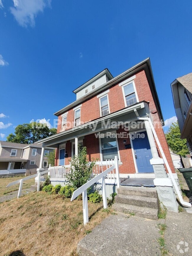 Building Photo - 100 N Harris Ave Rental