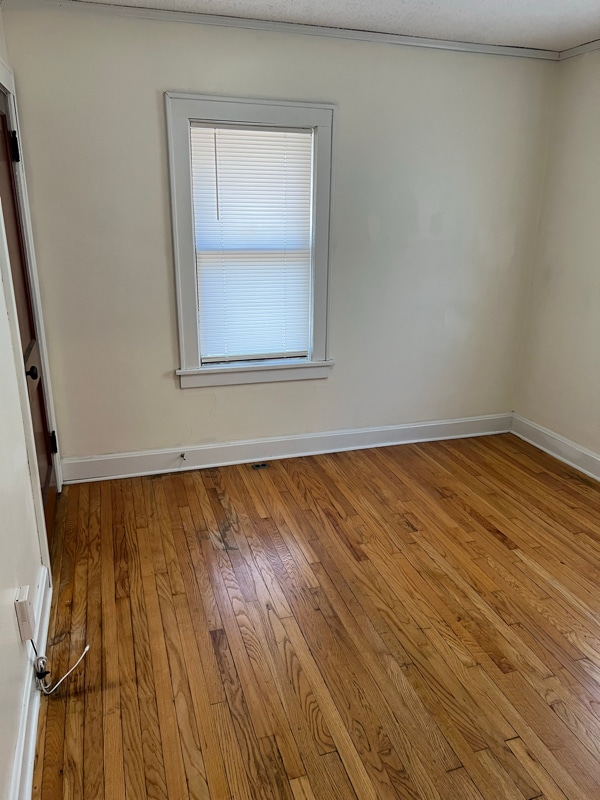 Photo - 8512 Woodland Ave