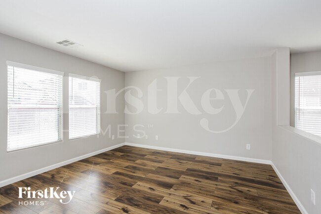 Photo - 8648 Dodds Canyon St