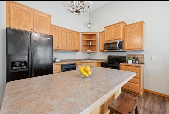 Photo - 3183 Frontier Dr