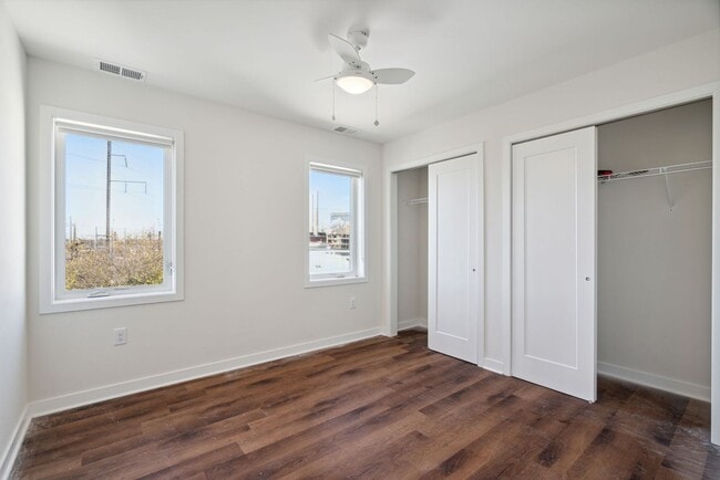 Photo - Graduate Pointe