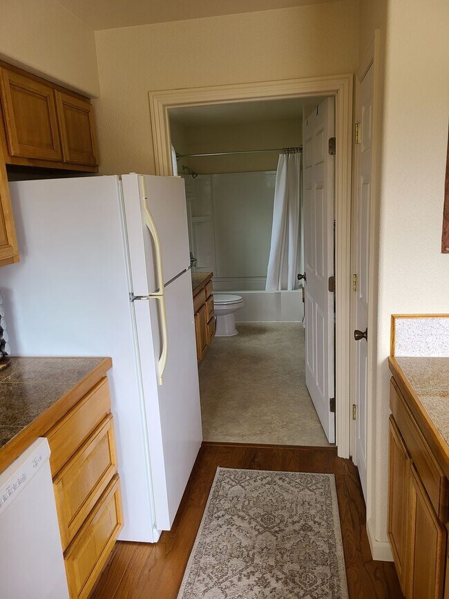 Photo - 1992 Gwin Rd Unidad 1992 Gwin Rd.