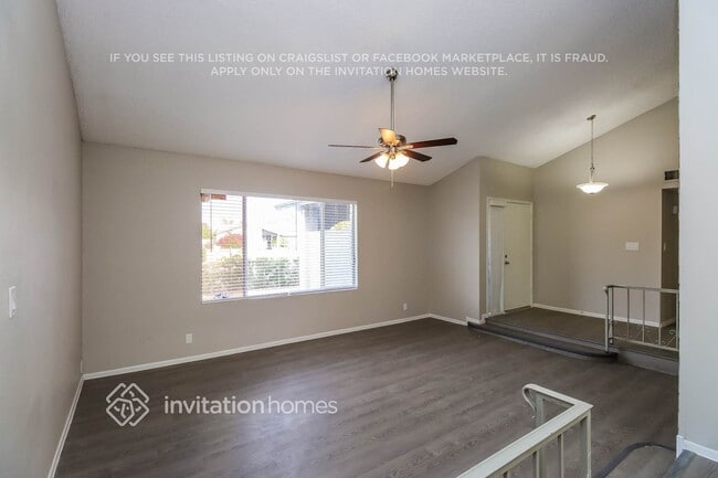 Photo - 549 W Pampa Ave