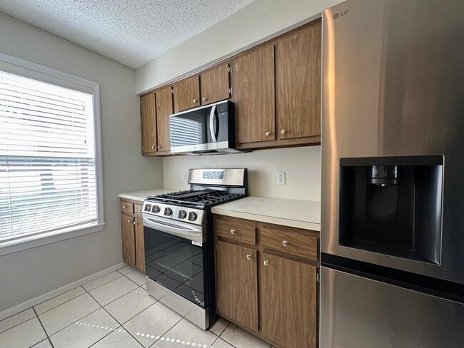 Photo - 5110 Powder River Rd