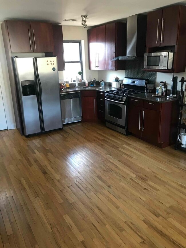 Photo - 5756 N Campbell Ave Unit 2