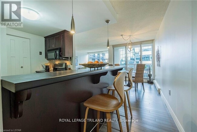 Photo - 155 Kent St Unit 1205
