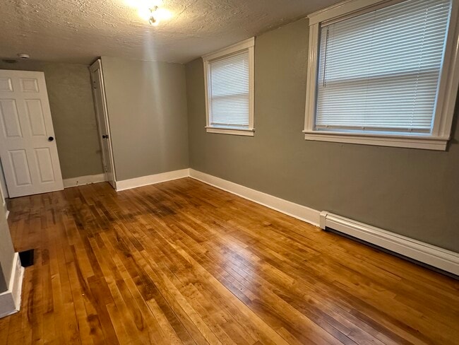 Photo - 192 Chapel St