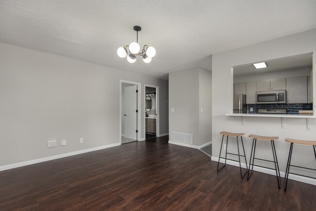 Photo - MacKenzie Place