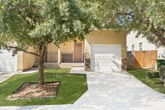 4915 Appleseed Ct