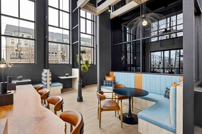 Photo - MAA Plaza Midwood