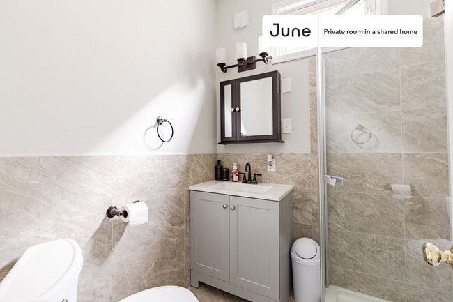 Photo - Room in Shared 3 bed/1 bath home Unidad A