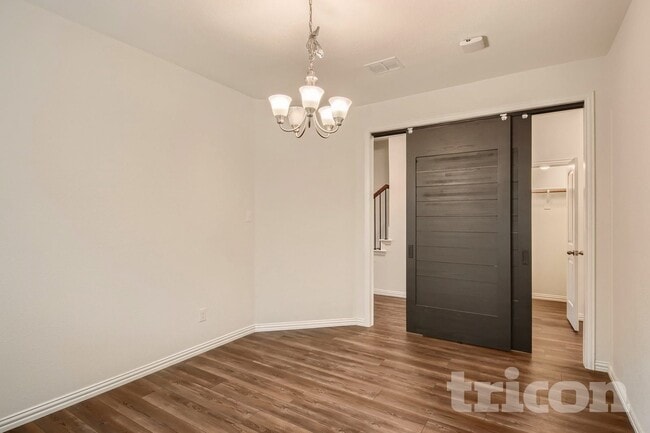 Photo - 1348 Renoir Dr