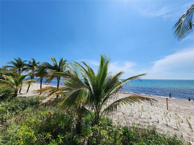 Building Photo - 2030 S Ocean Dr Unit 2204